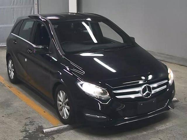 445 MERCEDES BENZ B CLASS 246242 2016 г. (ZIP Tokyo)